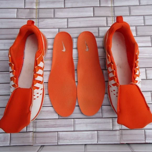 SIZE 13. NIKE Fingertrap Max running athletic sneakers shoes.